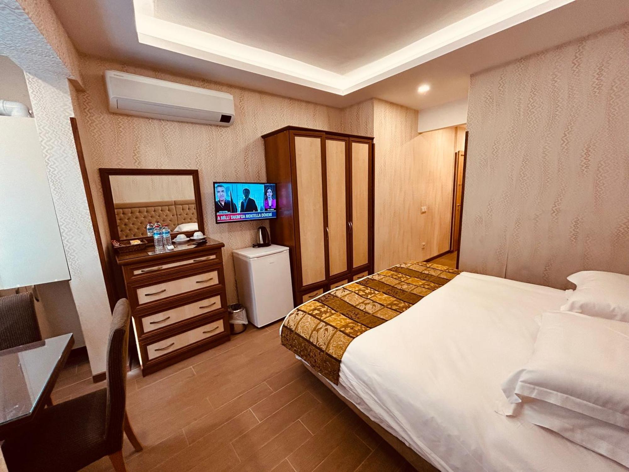 Otel Lily *